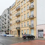 Shortstaypoland Brzeska B147 Apartman Varsó